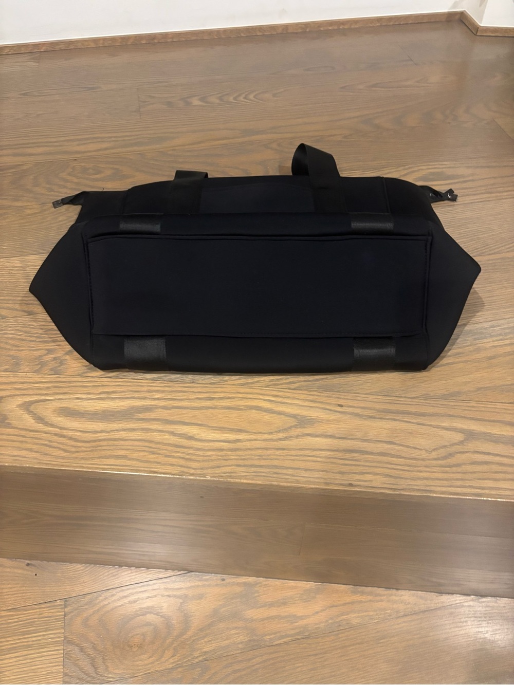 MyTagalongs Black Everleigh Bag with Wide Straps - Picture 8 of 10
